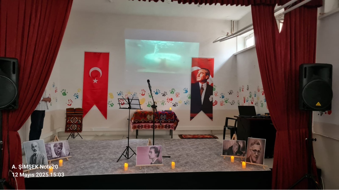 HASAYAZ ORTAOKULU ŞİİR DİNLETİSİ